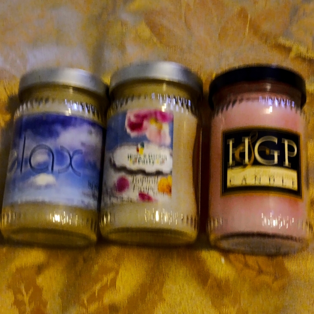 3 pack  of home an garden candles